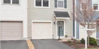 105 PINTANGLE Court Gallery 1