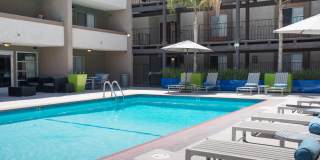 The Howard Gallery 7