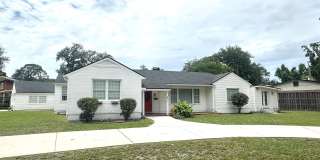 Mid Century Modern Gem! Mid Century Modern Gem! Gallery 3