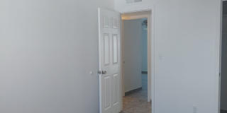 Welcome Home ! 3 bedroom 1.5 bath rental -DUPLEX Gallery 18