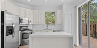 5502 NW 112th Ct Gallery 1