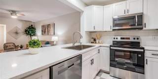 14818 WINDING CREEK COURT Gallery 1