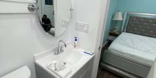 1126 Northwest 1st Avenue Gallery 6