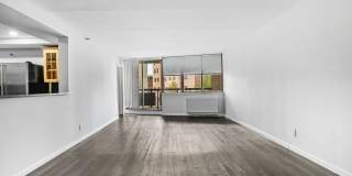 143 Hoyt Street Gallery 13