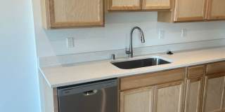 1205 North Garden Street Gallery 18