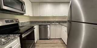 19477 Northeast 10th Avenue Gallery 14