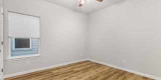 505 LINDEN AVE Gallery 26