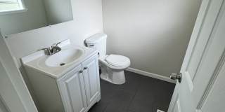 703 Military Rd E Gallery 14