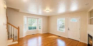 827 Blackberry Ln Gallery 3