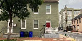 148 E WASHINGTON Street Gallery 1