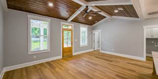 807 Cherokee Ave Unit A **Move In Special!** Gallery 5