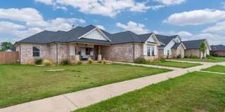 Fully Furnished 4 bed 2 bath Fully Furnished 4 bed 2 bath Gallery 1