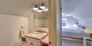Beautiful Craftsman Bungalow on the edge of the Historic Fort Russell Dristrict Gallery 37