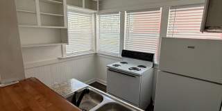 1 Bedroom / 1 Bath Apartment * HALF OFF 1ST MONTH'S RENT WITH 13 MONTH LEASE * Gallery 5