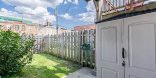 1825 LIGHT Street Gallery 33