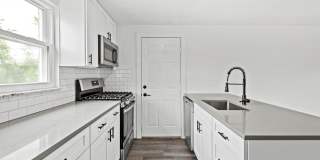 AVAILABLE JULY 1ST! Don't miss this RENOVATED 3-BEDROOM!! Gallery 19