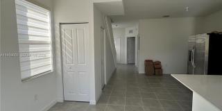 2616 SE 28th Dr Gallery 3