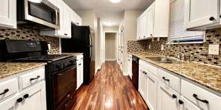 Stylish & Convenient 3/2/2 Home in Jenks Gallery 5