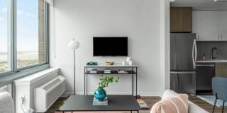 235 Grand Gallery 10