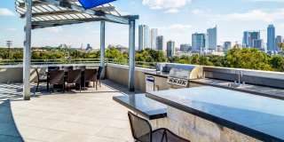 306 Barton Springs Rd Gallery 18
