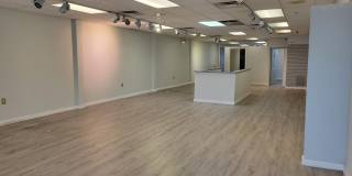 125 N YORK Road Gallery 2