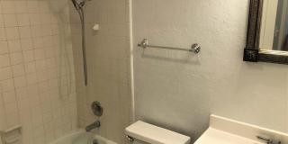 5712 38th Street Gallery 17