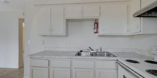 Bright & Spacious 2-Bedroom in the Heart of Las Vegas! Gallery 5