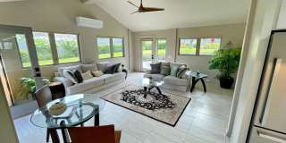 Island Living in a Renovated 2-Bed, 2-Bath Unfurnished Maui Meadows Retreat Gallery 8