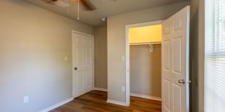 Cozy and well maintained 2 Bed / 1 bath home in Beaumont! Move in ready! Cozy and well maintained 2 Bed / 1 bath home in Beaumont! Move in ready! Gallery 7