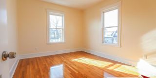 74 Aldie St. Gallery 4