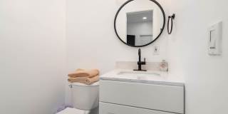 113 4th Ave Gallery 49