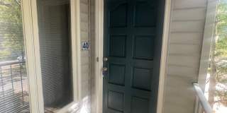 Spacious One Bedroom Unit- Move In Special! Gallery 3