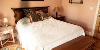 202 North Pleasant Street'VACATION RENTAL' Gallery 13