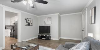 2017 Hairston Avenue Gallery 1