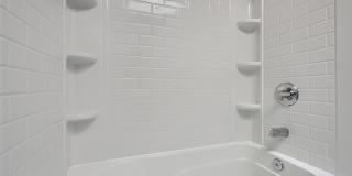 2533 W LOMBARD Street Gallery 16