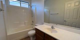 Great Single Level 3 bedroom 2 bath Home Gallery 14