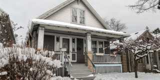 Charming 3-Bed Home in Bayview! With 2 Car Garage!! Pets Welcome! Gallery 1