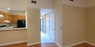 2/2.5 Townhome Mile Run Gallery 14