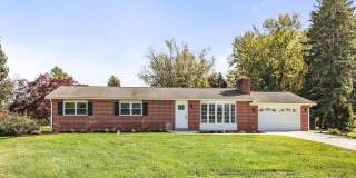 313 WINDSOR CT Gallery 1