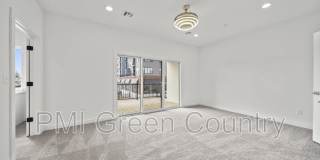 118 East Elgin Street Gallery 20