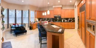 Livermore HUGE family home 5bd/5a with Pool and firepit! Gallery 4