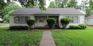 June FREE On This Updated 1 Bedroom 1 Bath Duplex in Navy Hill Area in Olathe Gallery 1
