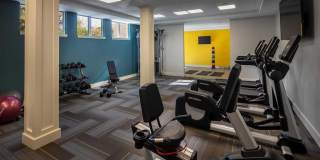 Oaks of Shorewood Apartments - 55+ Active Adult Apartment Homes Gallery 11