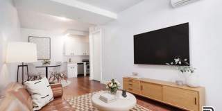 489 Washington Avenue Gallery 2