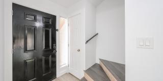 812 W 14TH Street Gallery 12