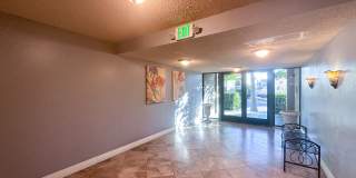 718 N Monterey St Gallery 50