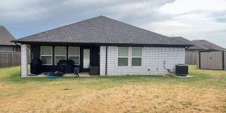 Very Nice 4 Bedroom 2 Bathroom House in Mustang Schools Gallery 14
