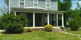4 BEDROOM 2 1/2 BATH NEAR WKU CAMPUS Gallery 1
