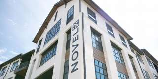 Novel Cary Gallery 21