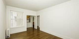 825 Pine Street Gallery 15